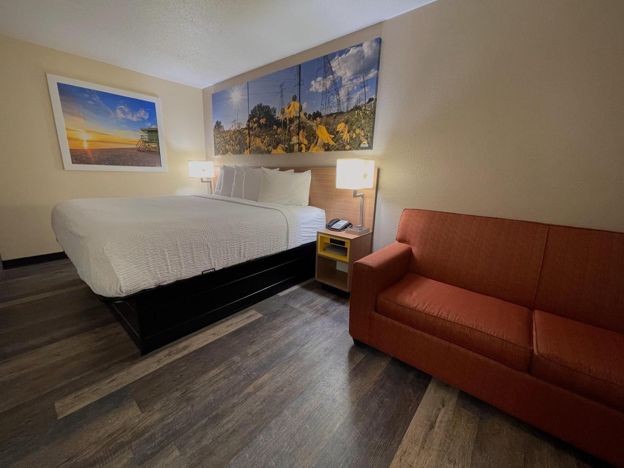 Days Inn & Suites By Wyndham Kaukauna Wi Luaran gambar